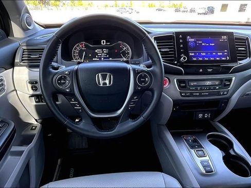 Used 2023 Honda Ridgeline RTL image 9