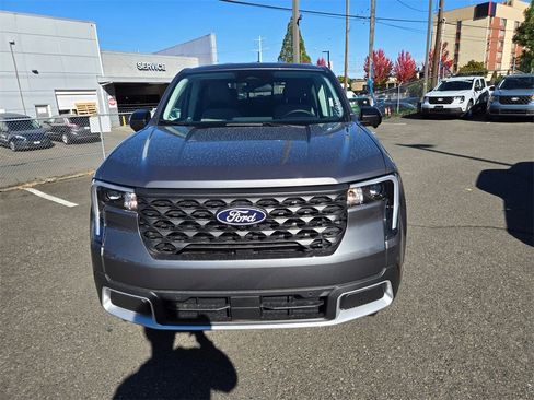 New 2025 Ford Maverick Lariat image 2