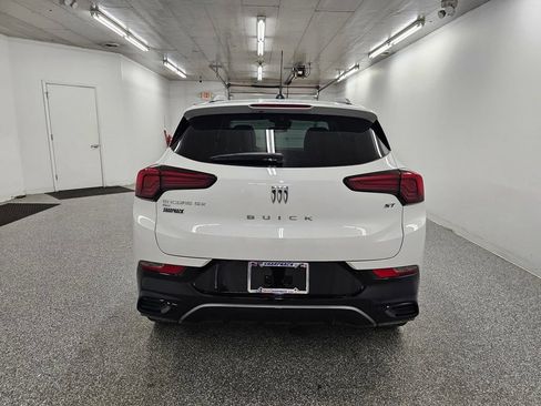 Used 2024 Buick Encore GX Sport Touring AWD/4WD image 6