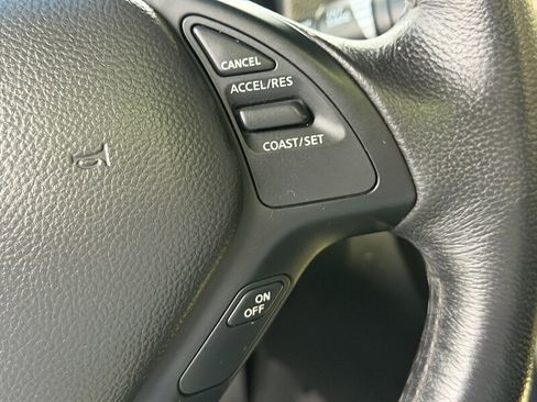 Used 2013 INFINITI G37 x w/ Premium Pkg image 23