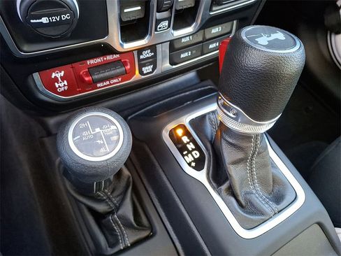 Used 2025 Jeep Wrangler Unlimited Rubicon 4xe w/ Safety Group image 12