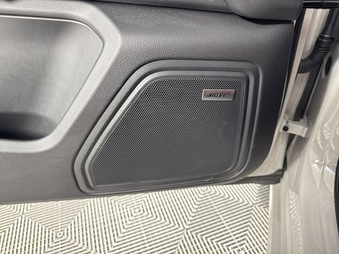 Certified 2025 Porsche Macan GTS image 22