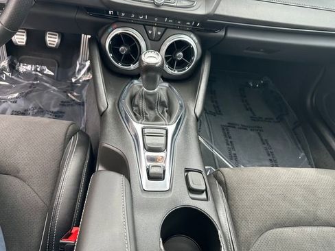 Used 2022 Chevrolet Camaro SS image 16