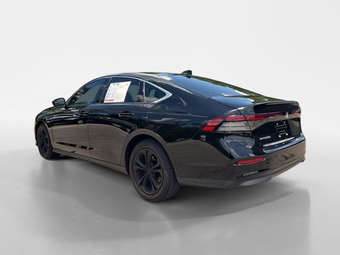 Used 2023 Honda Accord EX image 3