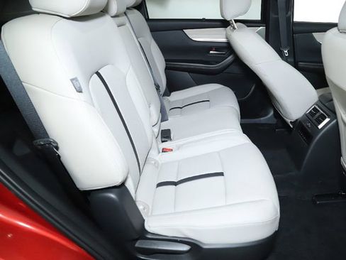 Certified 2025 MAZDA CX-70 Plug-In Hybrid w/ Premium Pkg image 33