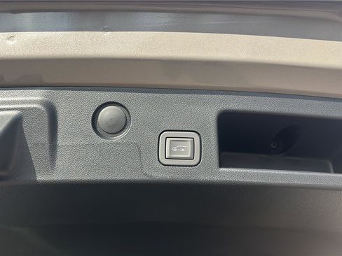 New 2026 GMC Terrain Elevation w/ Elevation Premium Package image 18