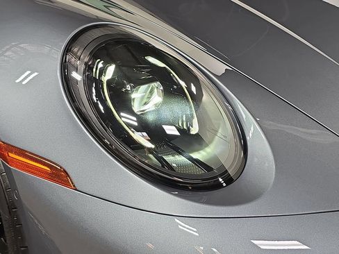 Certified 2026 Porsche 911 Targa 4 GTS AWD/4WD image 12