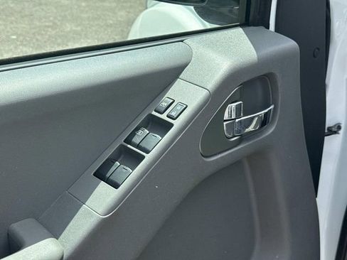 Used 2019 Nissan Frontier SV RWD image 26