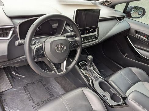 Used 2025 Toyota Corolla XSE FWD image 14