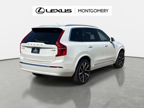 Used 2023 Volvo XC90 B5 Plus w/ Protection Package Premier AWD/4WD image 3