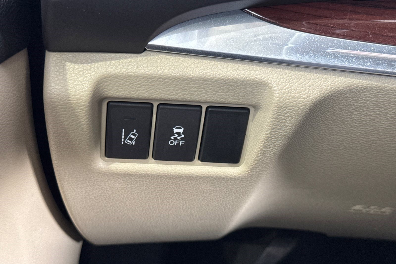 Used 2016 Acura MDX w/ Technology Package AWD/4WD image 38