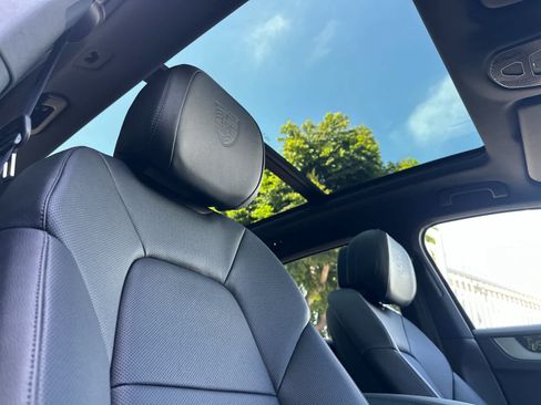 New 2026 Porsche Cayenne AWD/4WD image 18