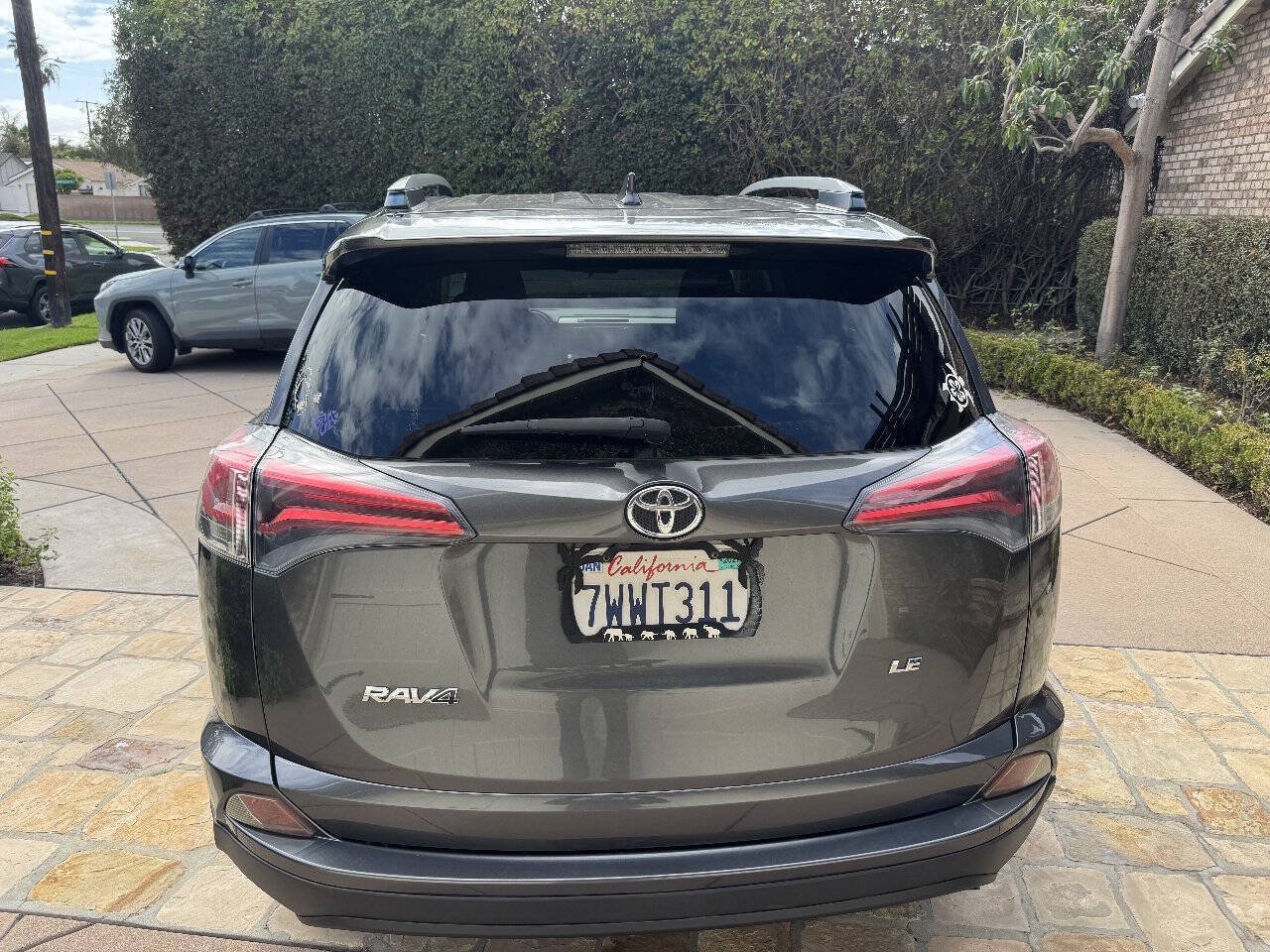 Used 2017 Toyota RAV4 LE w/ Carpet Mat Package FWD image 4