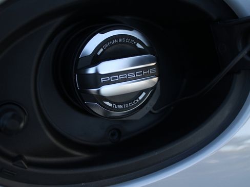 New 2026 Porsche 911 Carrera T image 38