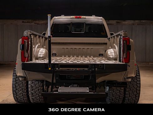 Used 2026 Ford F450 Platinum w/ Platinum Plus Package image 9