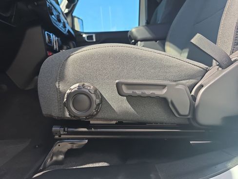 New 2026 Jeep Wrangler Unlimited Sport AWD/4WD image 29