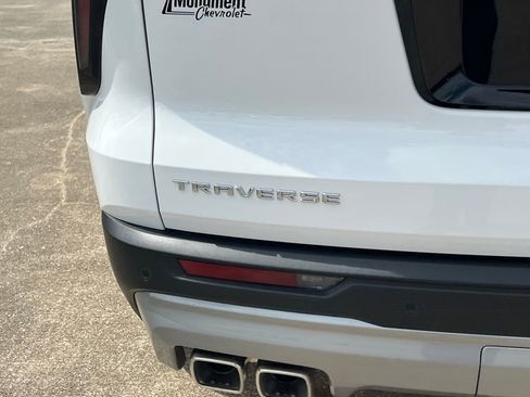 New 2026 Chevrolet Traverse LT FWD image 12