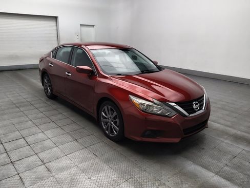 Used 2018 Nissan Altima 2.5 SR w/ SR Special Edition FWD image 13