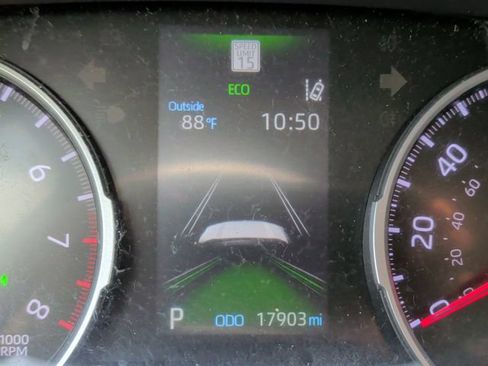 Used 2022 Toyota RAV4 XLE Premium FWD image 22
