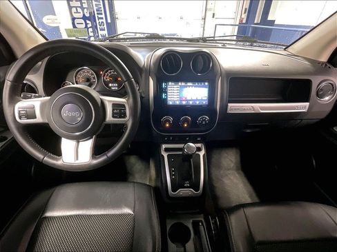 Used 2017 Jeep Compass Latitude AWD/4WD image 20