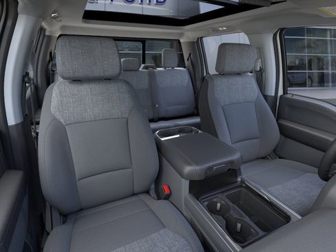 New 2025 Ford F250 XLT w/ Black Appearance Package image 10