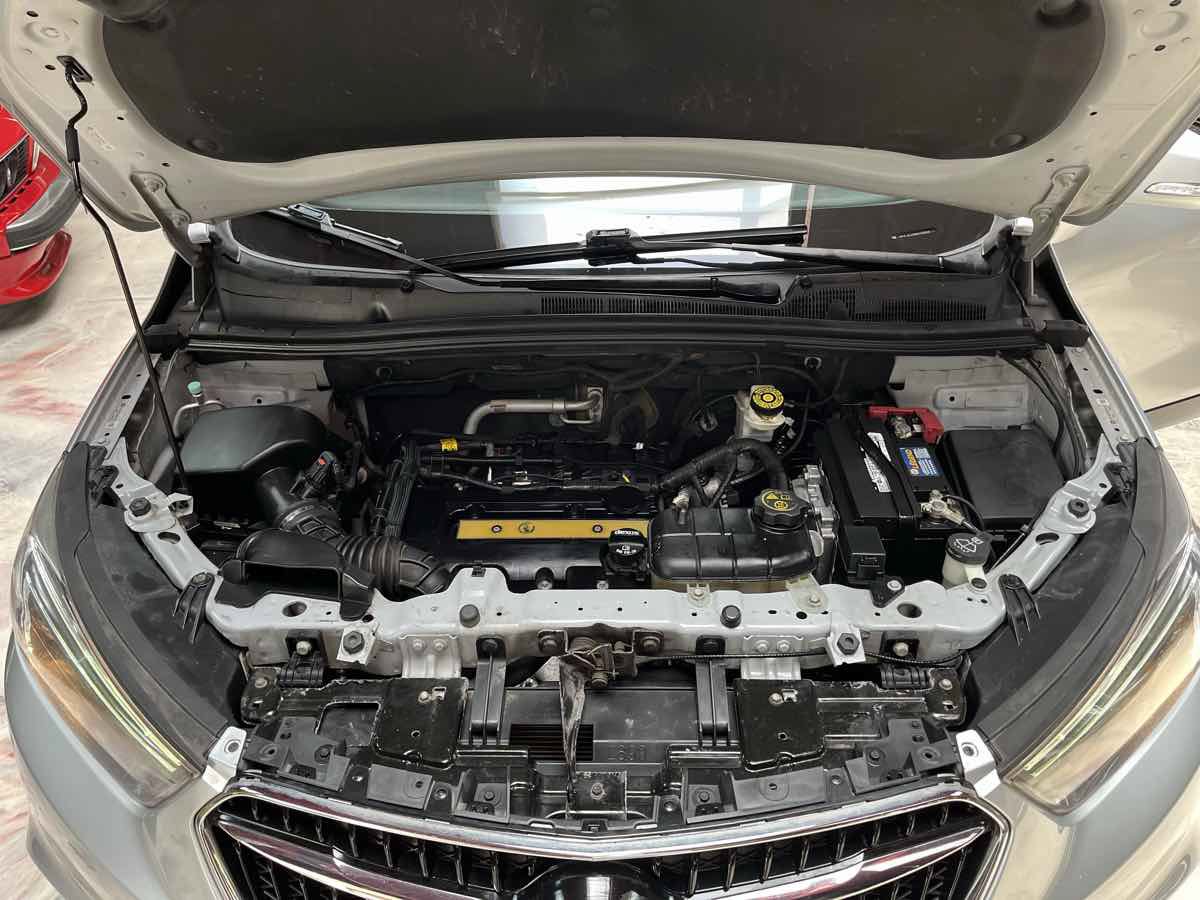 Used 2018 Buick Encore Preferred FWD image 34