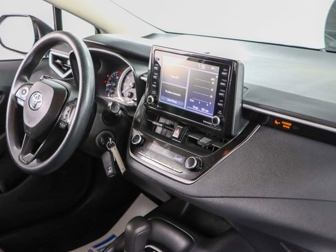 Used 2022 Toyota Corolla LE FWD image 25