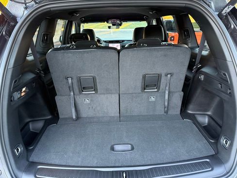 New 2025 Jeep Grand Cherokee L Limited w/ Trailer Tow Package image 29