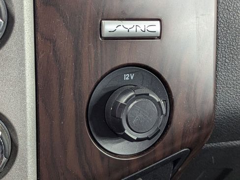 Used 2016 Ford F250 Lariat w/ Chrome Package image 24