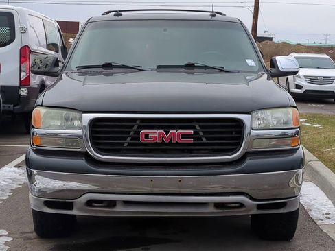 Used 2003 GMC Yukon XL SLT w/ 1SD Preferred Equipment Group image 2