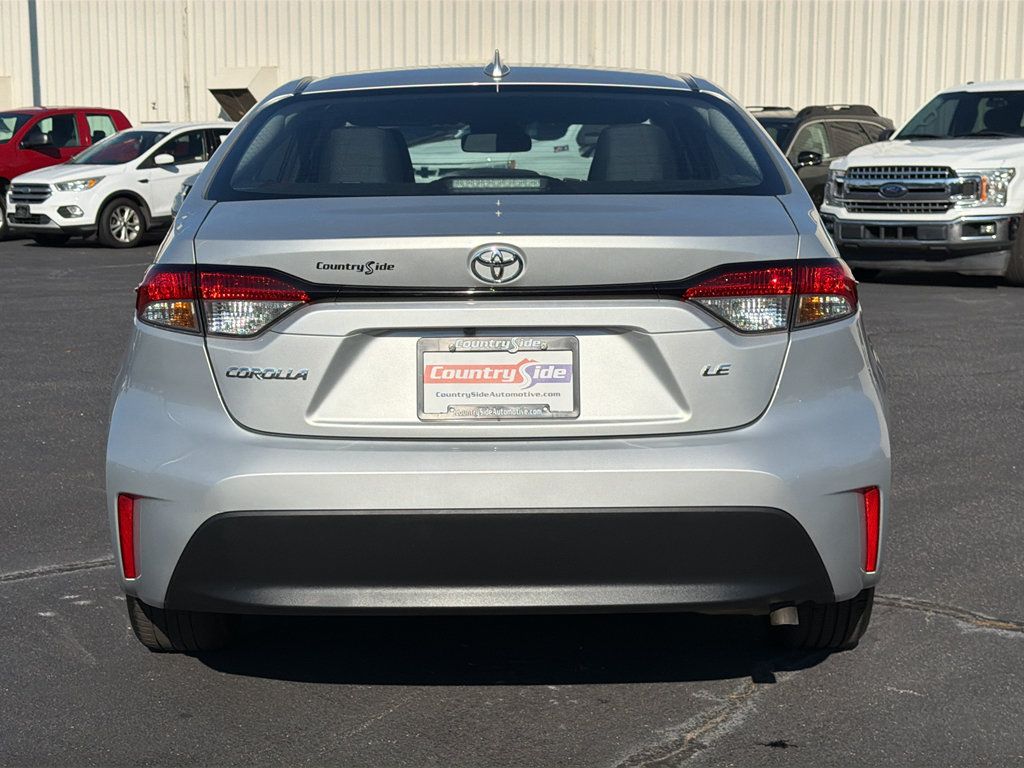 Used 2024 Toyota Corolla LE FWD image 8