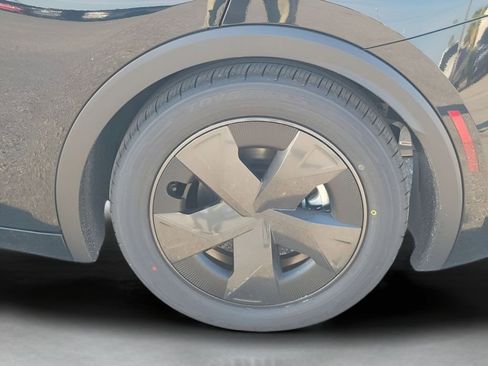 New 2026 Toyota Prius Plug-In Hybrid FWD image 18