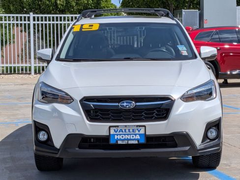 Used 2019 Subaru Crosstrek 2.0i Limited w/ Moonroof Package w/Navigation AWD/4WD image 3
