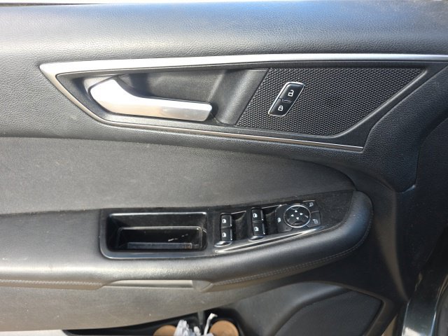 Used 2015 Ford Edge SEL FWD image 13