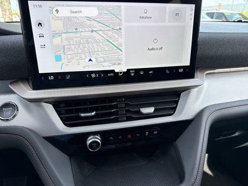 New 2026 Ford Explorer Active w/ Active Comfort Package image 10