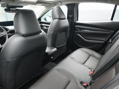 Used 2023 MAZDA MAZDA3 2.5 Turbo Sedan w/Premium Plus image 29