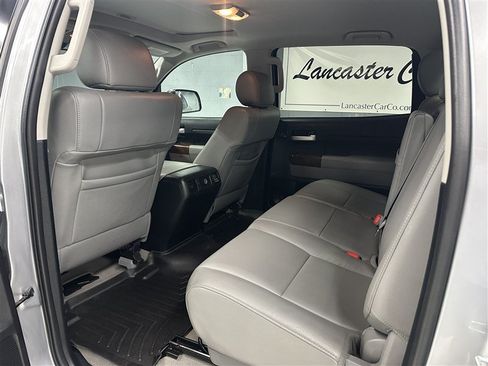 Used 2011 Toyota Tundra Limited w/ Memory Pkg AWD/4WD image 3