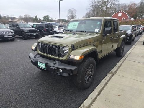 New 2026 Jeep Gladiator Sport image 3