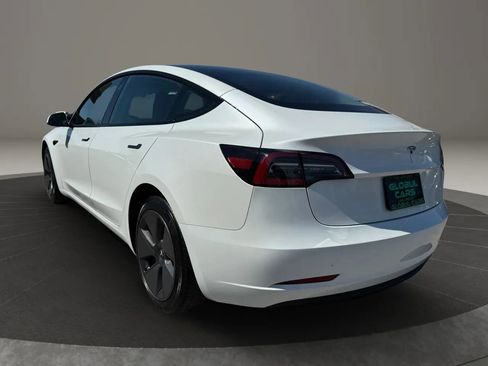 Used 2023 Tesla Model 3 Standard Range RWD image 7