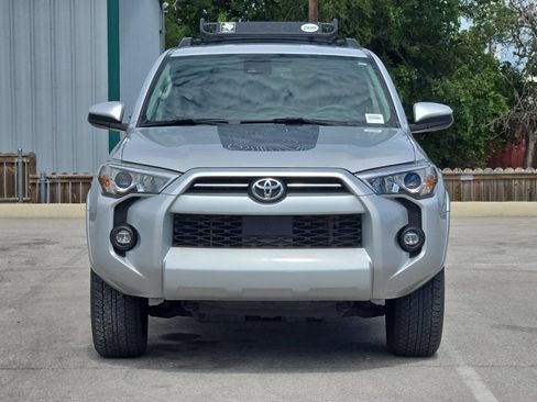 Used 2022 Toyota 4Runner SR5 RWD image 8