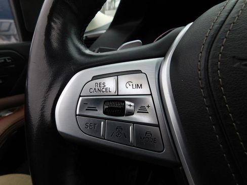 Used 2019 BMW X7 xDrive50i w/ Premium Package image 22