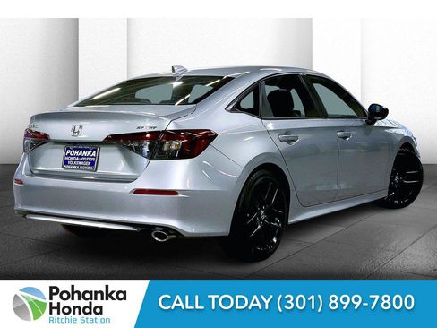 Used 2025 Honda Civic Sport image 13