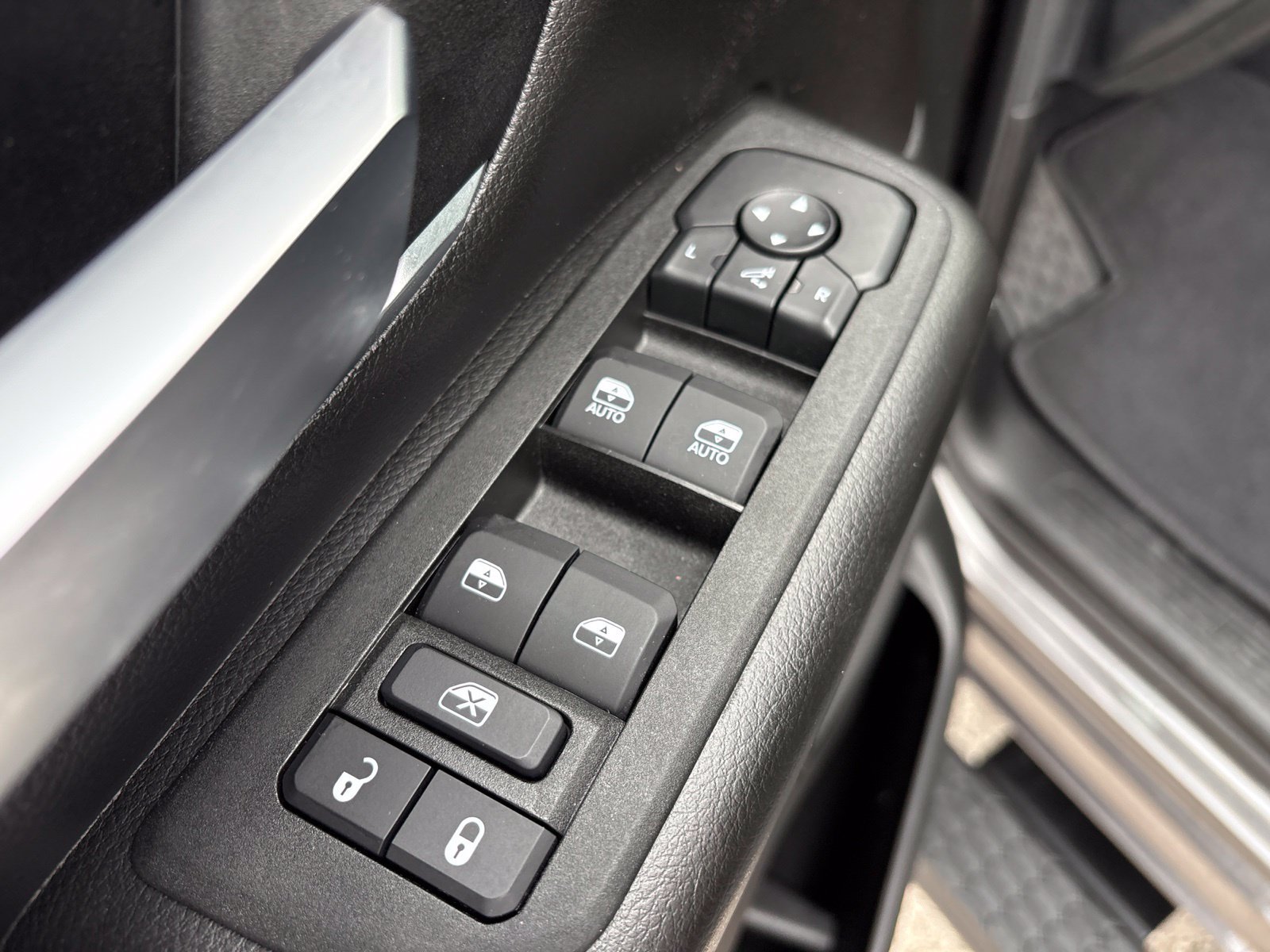 Used 2026 RAM 1500 Lone Star AWD/4WD image 11