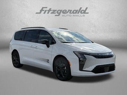 New 2027 Chrysler Pacifica Select