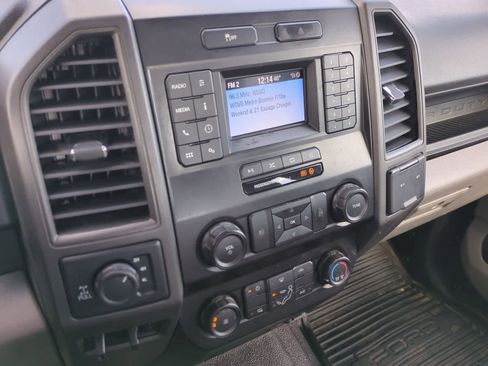 Used 2022 Ford F250 XL w/ STX Appearance Package image 26