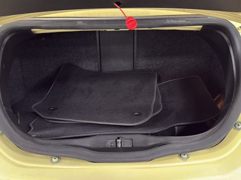 Used 2005 Volkswagen Beetle GLS image 35