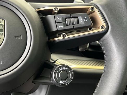 New 2026 Porsche Cayenne Turbo AWD/4WD image 9