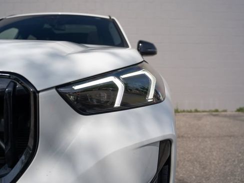 Used 2025 BMW X1 xDrive28i w/ Premium Package AWD/4WD image 11