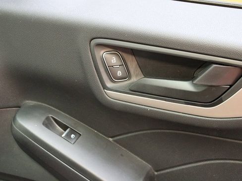 Used 2022 Ford Escape SE w/ Convenience Package image 8