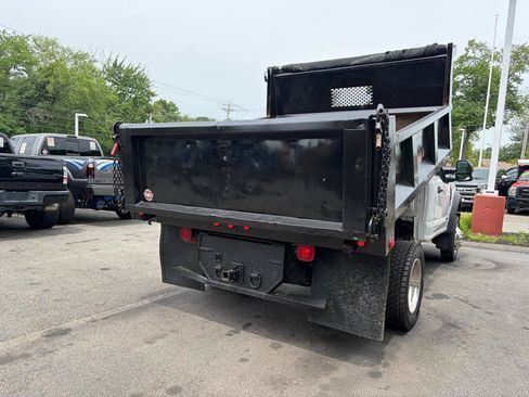 Used 2020 Ford F550 4x4 Regular Cab Super Duty image 8